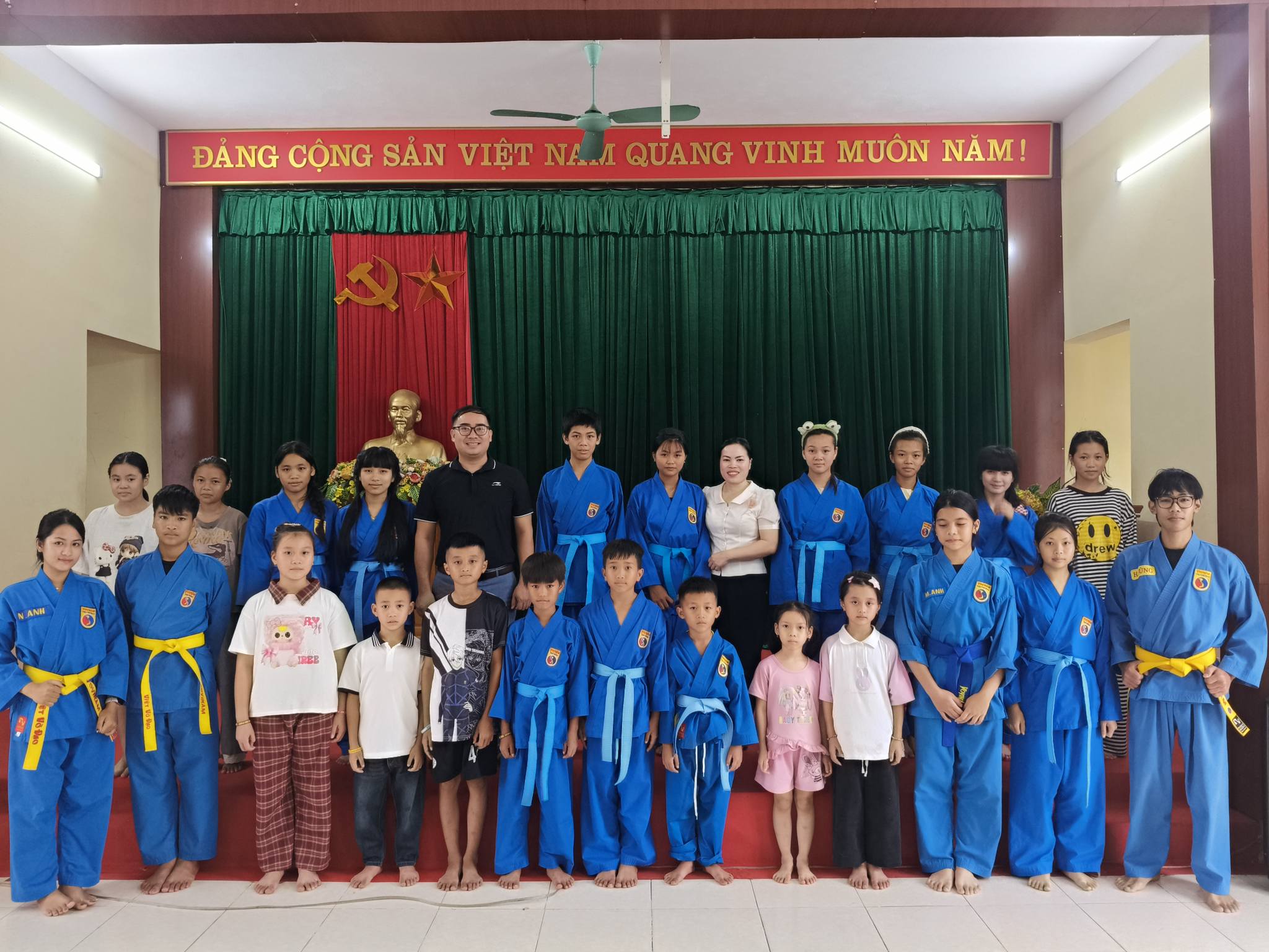 BẾ MẠC CÁC LỚP NĂNG KHIẾU HÈ MÔN VÕ VÀ CẦU LÔNG – DẤU ẤN LẦN ĐẦU TIÊN TẠI XÃ QUẢNG ĐỨC